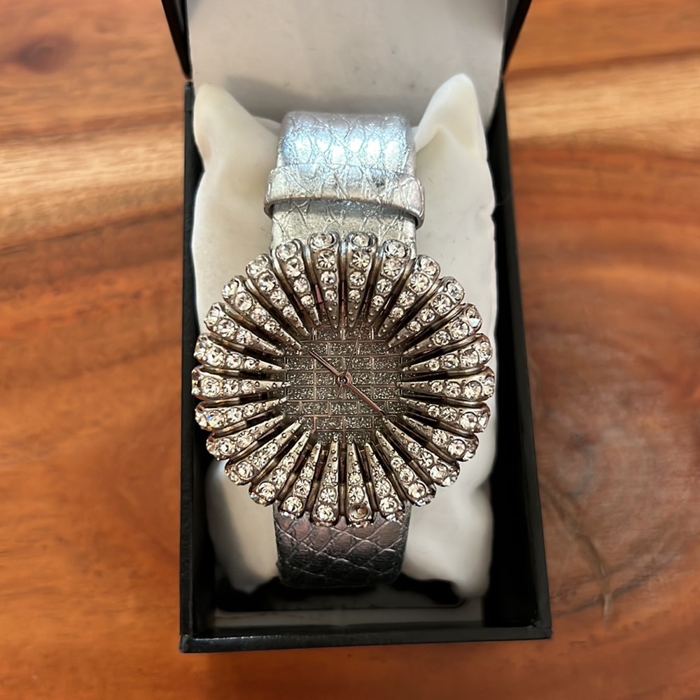 Cache Rhinestone Starburst Dial Watch With Genuin… - image 2